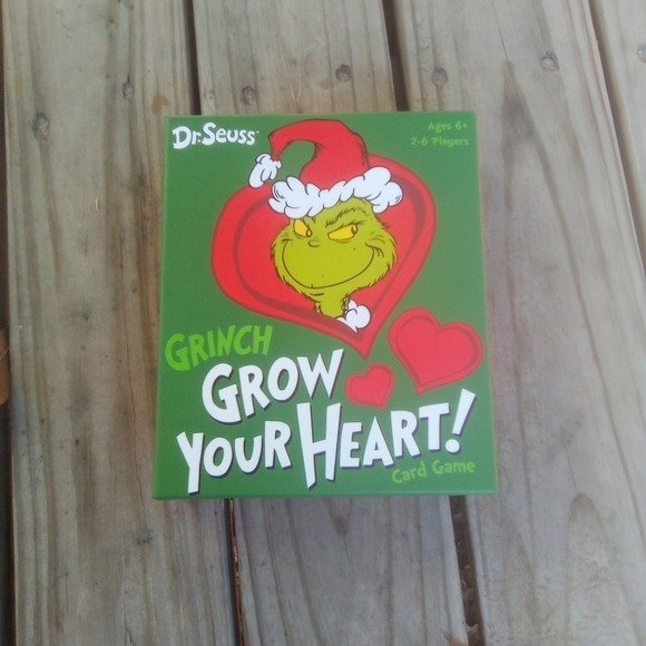 Kid's Dr Seuss Grinch Grow Your Heart Card Game Family Christmas Funko Games - Picture 1 of 4